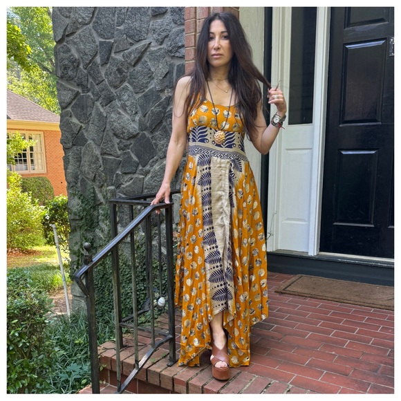 34 Beautiful Silk Blend One of a Kind Sleeveless Maxi Dress - Picture 2 of 8